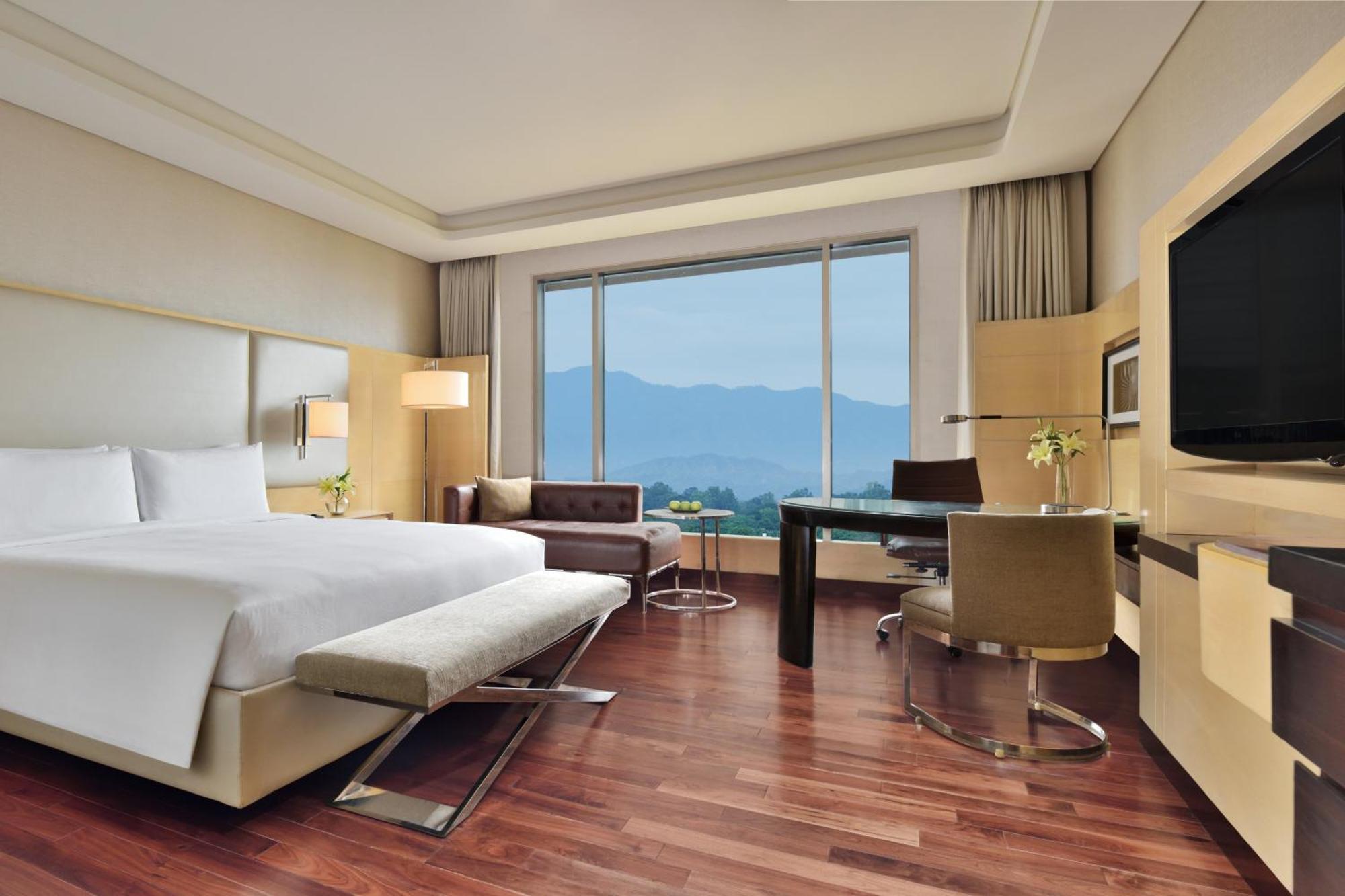 Jw Marriott Hotel Chandigarh Chandīgarh Exterior foto